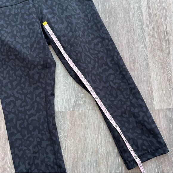 Lululemon Wunder Under Crop (High-Rise) 21" Formation Camo Deep Coal Multi - Picture 3 of 6